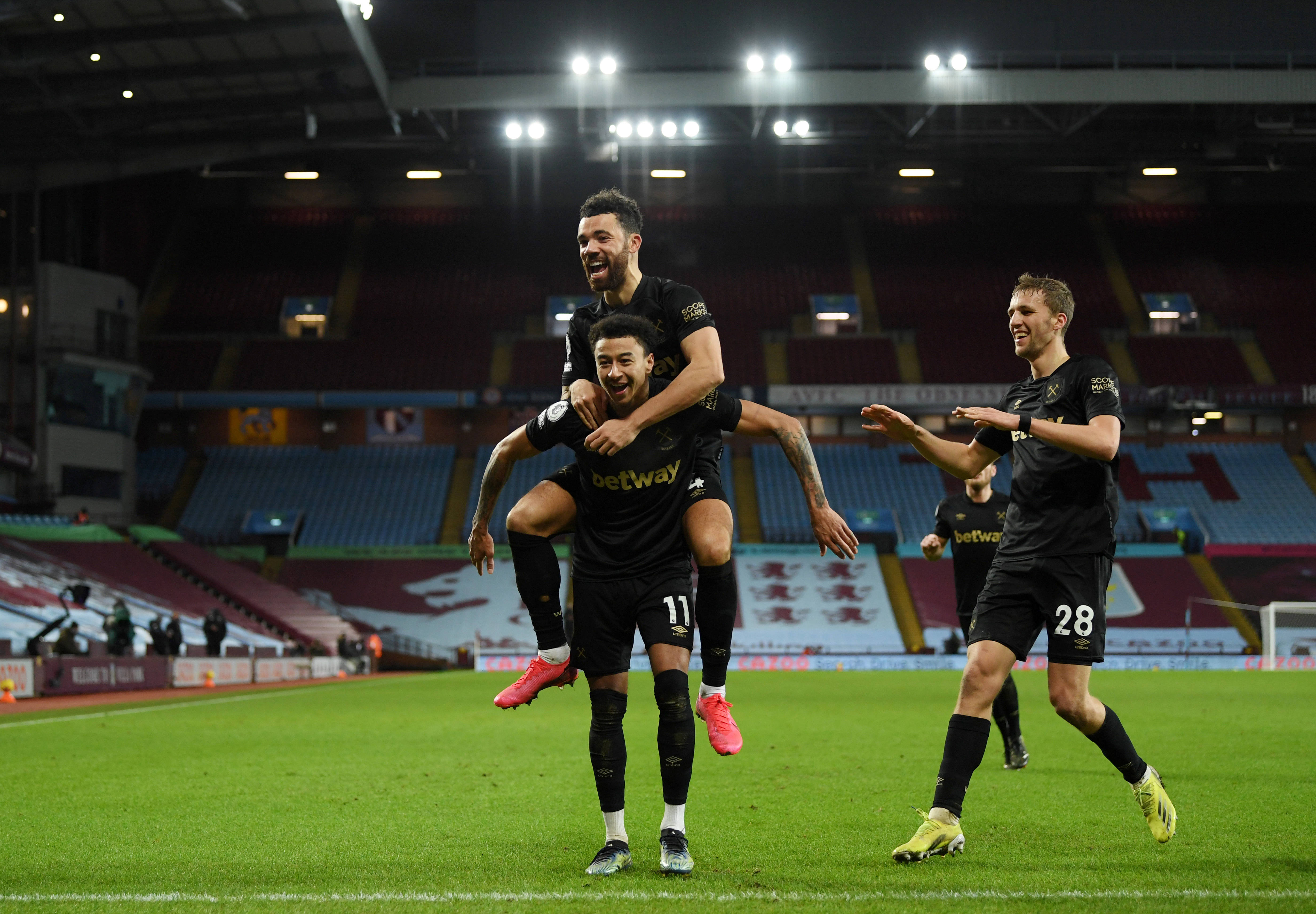 打脸罗马诺？泰晤士名记：埃弗顿还没向切尔西报价霍尔