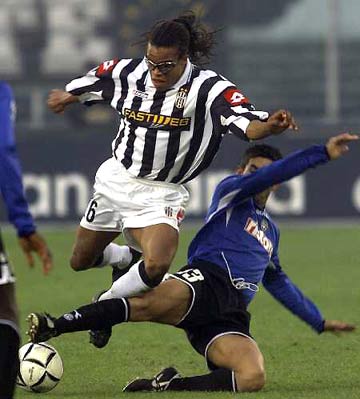 比塞克：两场5次射正让我们丢了3个，我们踢得不错只是运气差